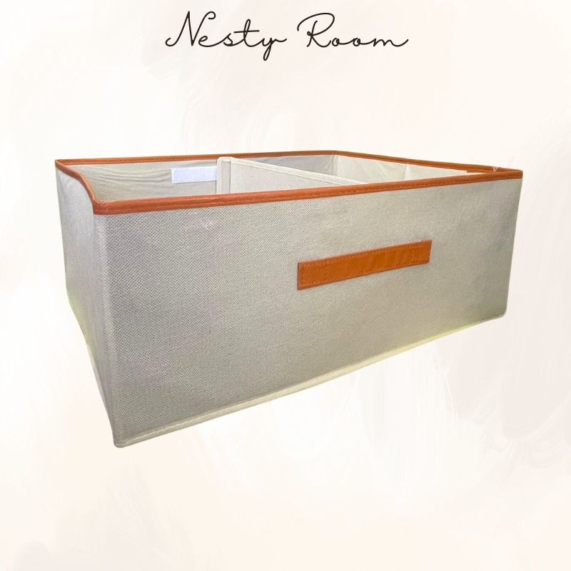 Organisateur de rangement pour vêtements, beige, dimensions 50 x 40 x 20 cm. Pliable, empilable et dispose d'un séparateur à scratcher.