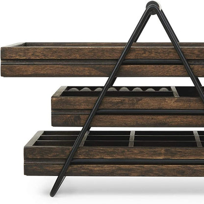 Présentoir à bijoux 3 niveaux en bois de pin, design rétro avec structure métallique noire, idéal pour organiser et exposer des bijoux tels que bagues, colliers et bracelets.